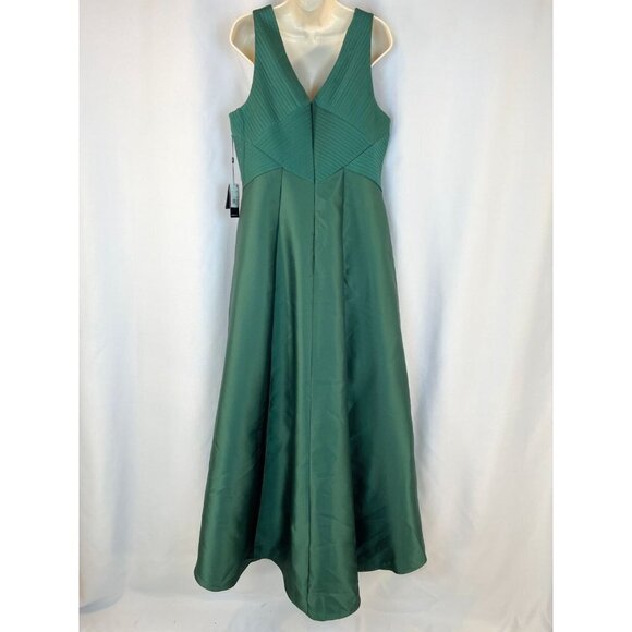 Adrianna Papell Emerald High-Low Dress - Picture 10 of 16